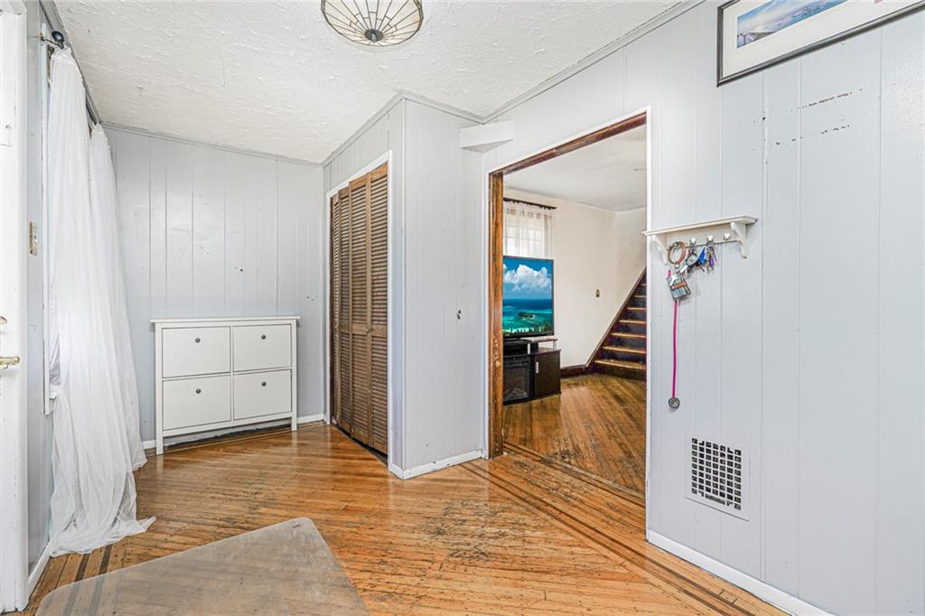 78 Burnside Avenue Westerleigh Staten Island NY 10302