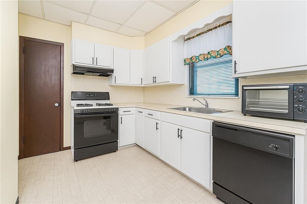 78 Burnside Avenue Westerleigh Staten Island NY 10302