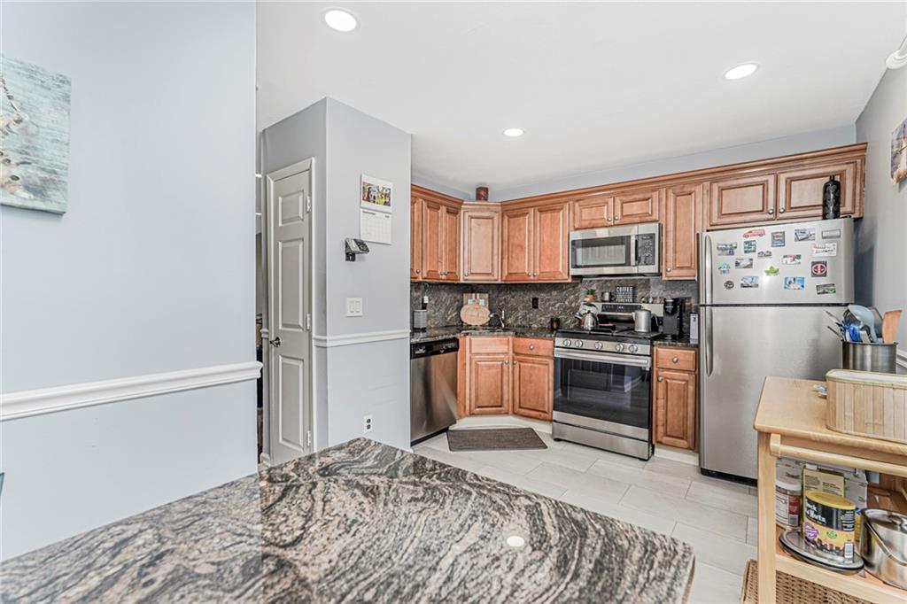 339 Abingdon Avenue Great Kills Staten Island NY 10308