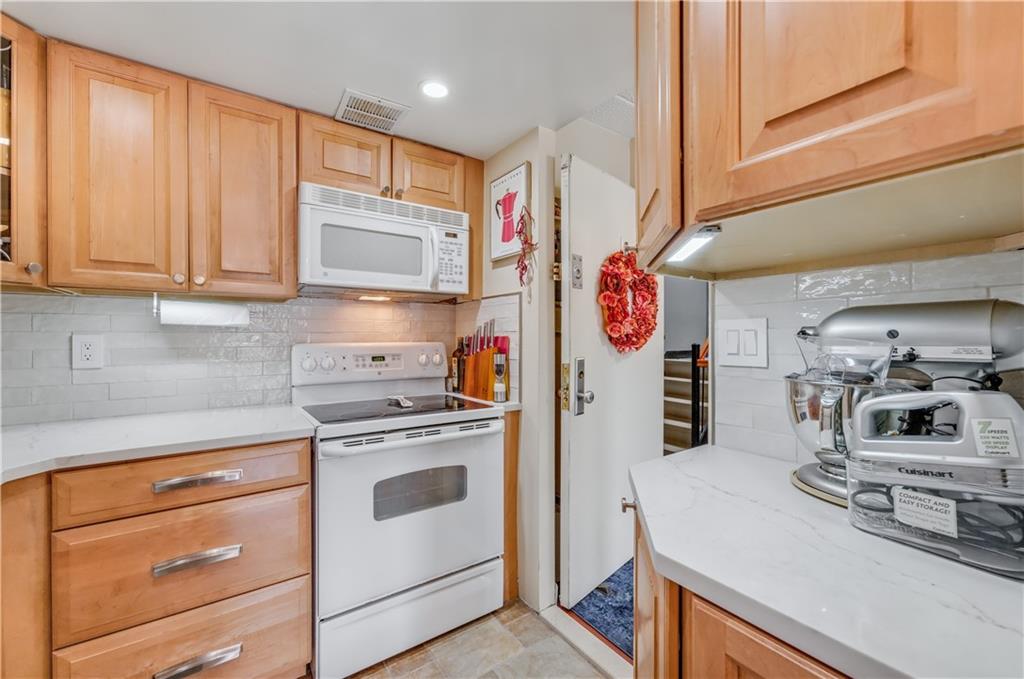 9977 Shore Road Bay Ridge Brooklyn NY 11209