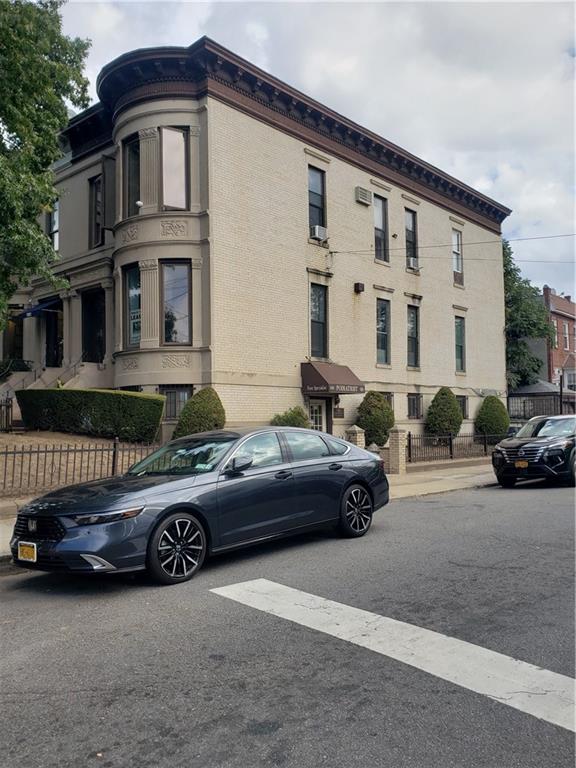 7523 Fort Hamilton Parkway Dyker Heights Brooklyn NY 11228