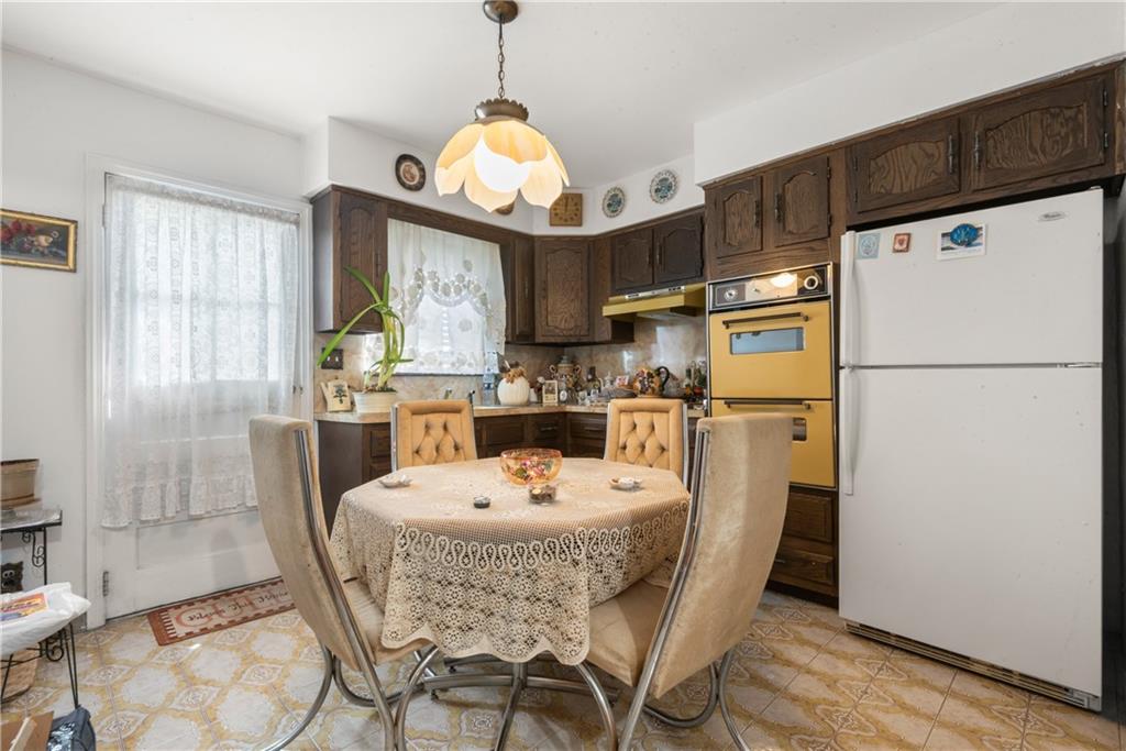 8309 20th Avenue Bensonhurst Brooklyn NY 11214