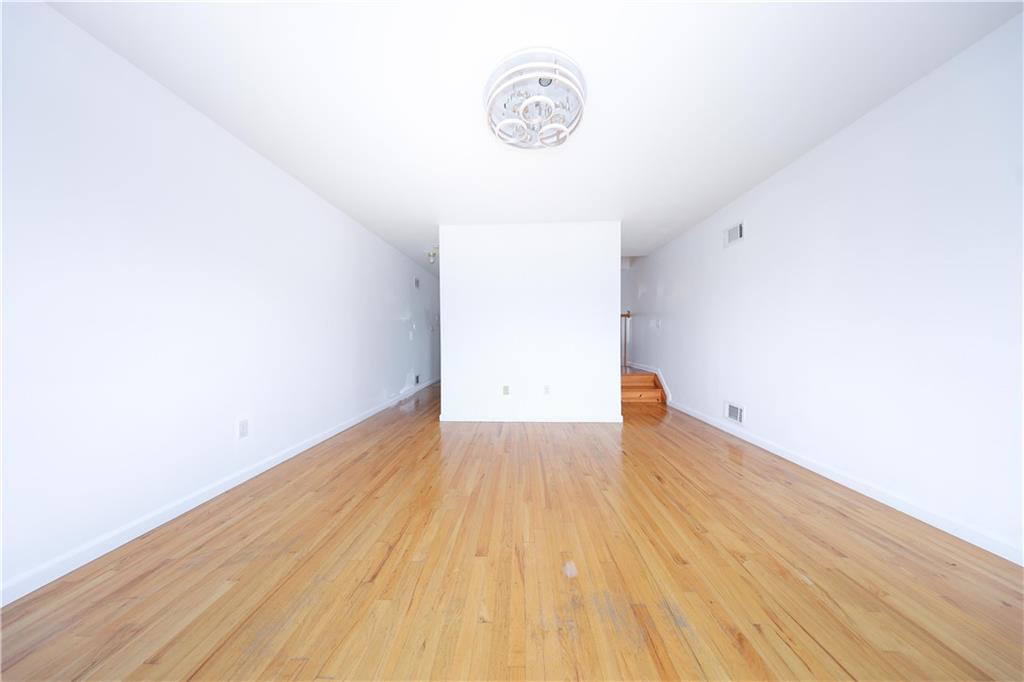 139 Kiswick Street Midland Beach Staten Island NY 10306
