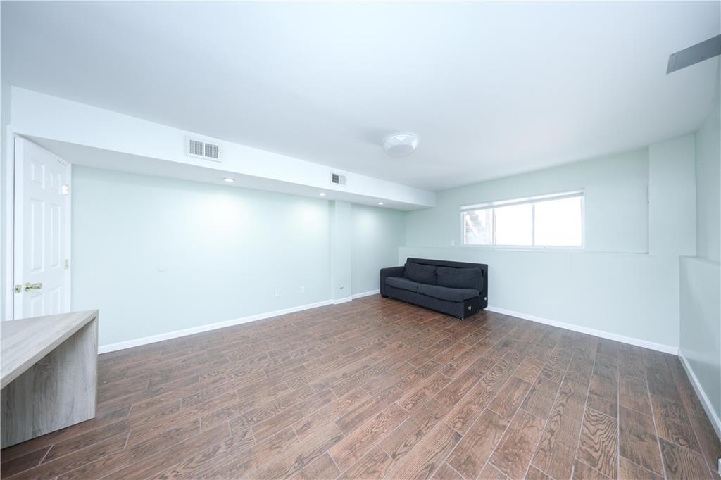 139 Kiswick Street Midland Beach Staten Island NY 10306