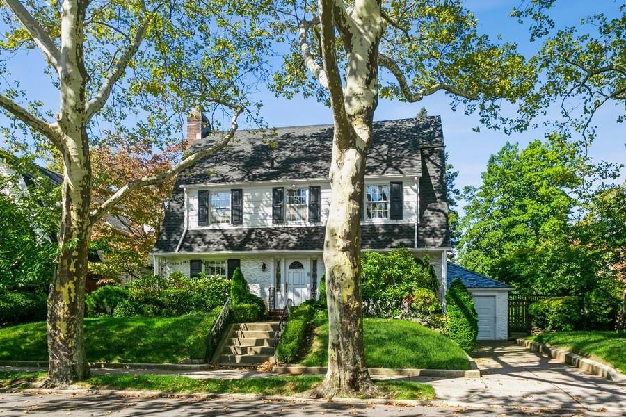 8038 Harbor View Terrace Bay Ridge Brooklyn NY 11209