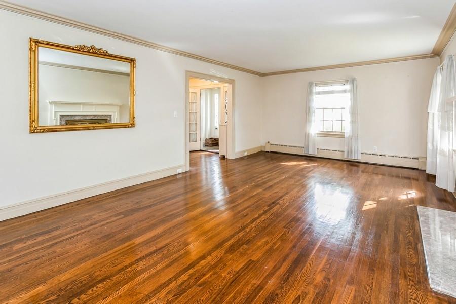 8038 Harbor View Terrace Bay Ridge Brooklyn NY 11209