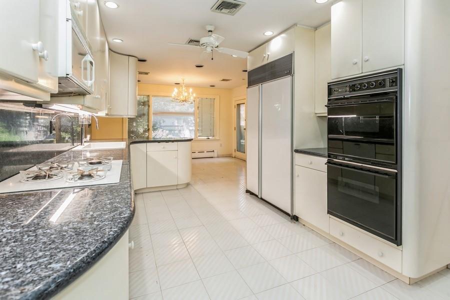 8038 Harbor View Terrace Bay Ridge Brooklyn NY 11209