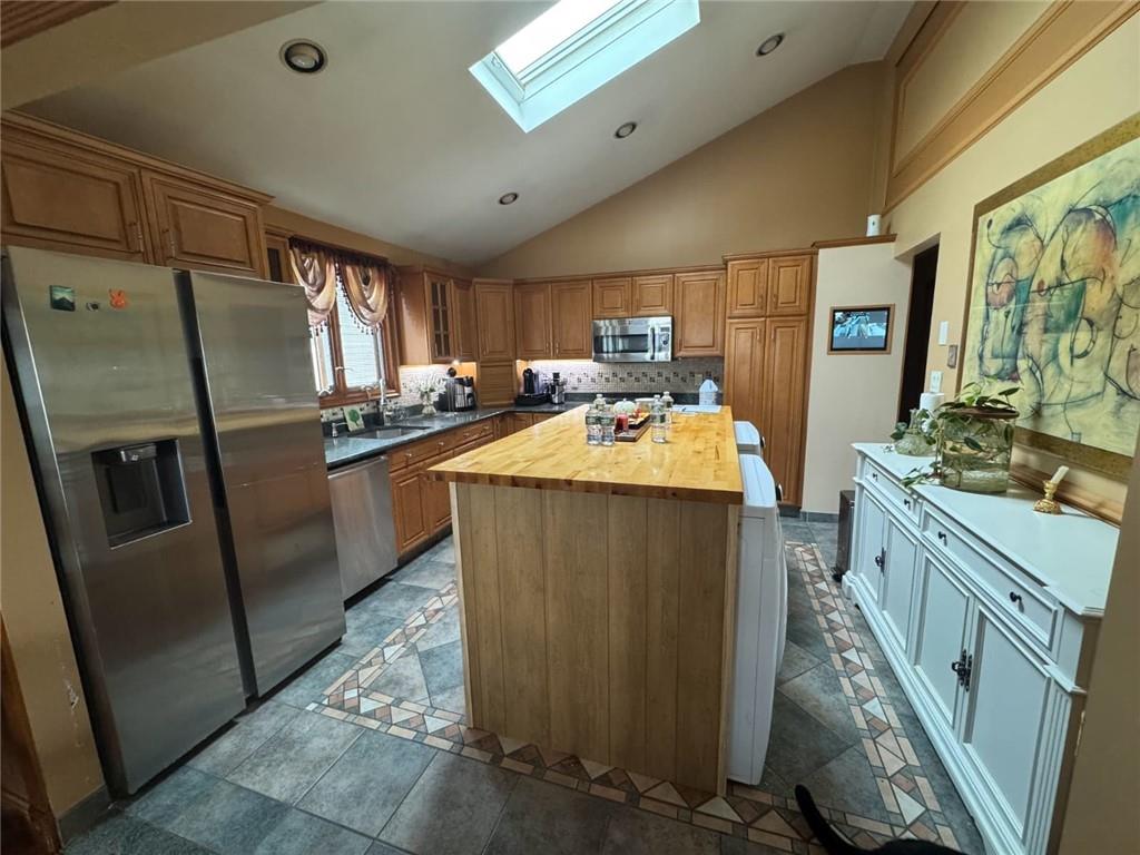 16108 86th Street Howard Beach Howard Beach NY 11414