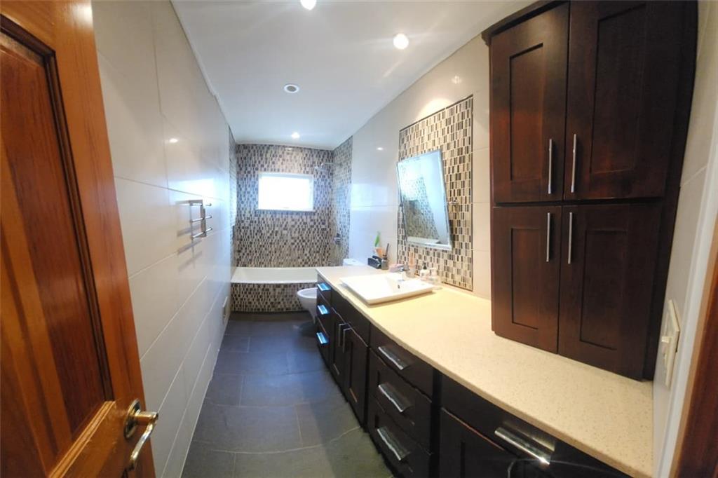 16108 86th Street Howard Beach Howard Beach NY 11414