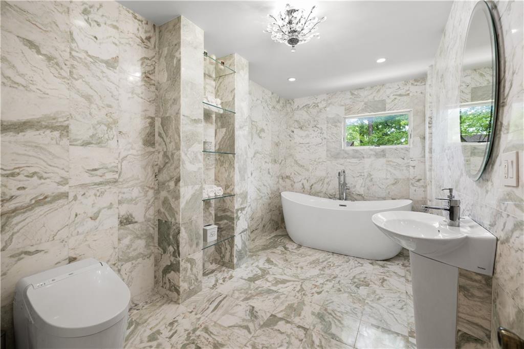 14 Merrick Avenue Todt Hill Staten Island NY 10301