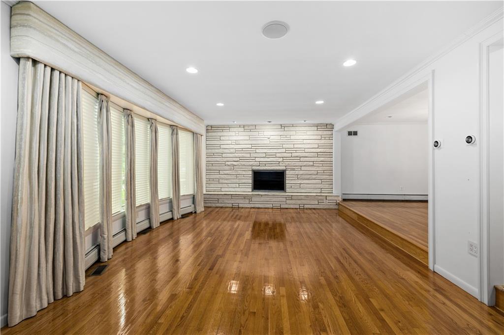 14 Merrick Avenue Todt Hill Staten Island NY 10301