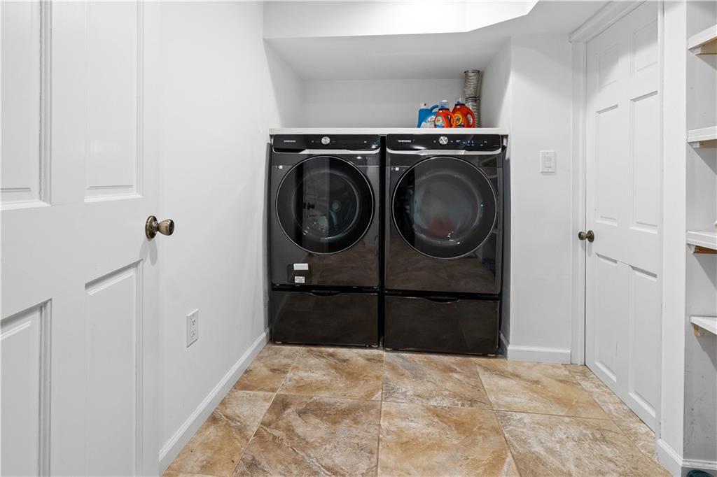 14 Merrick Avenue Todt Hill Staten Island NY 10301
