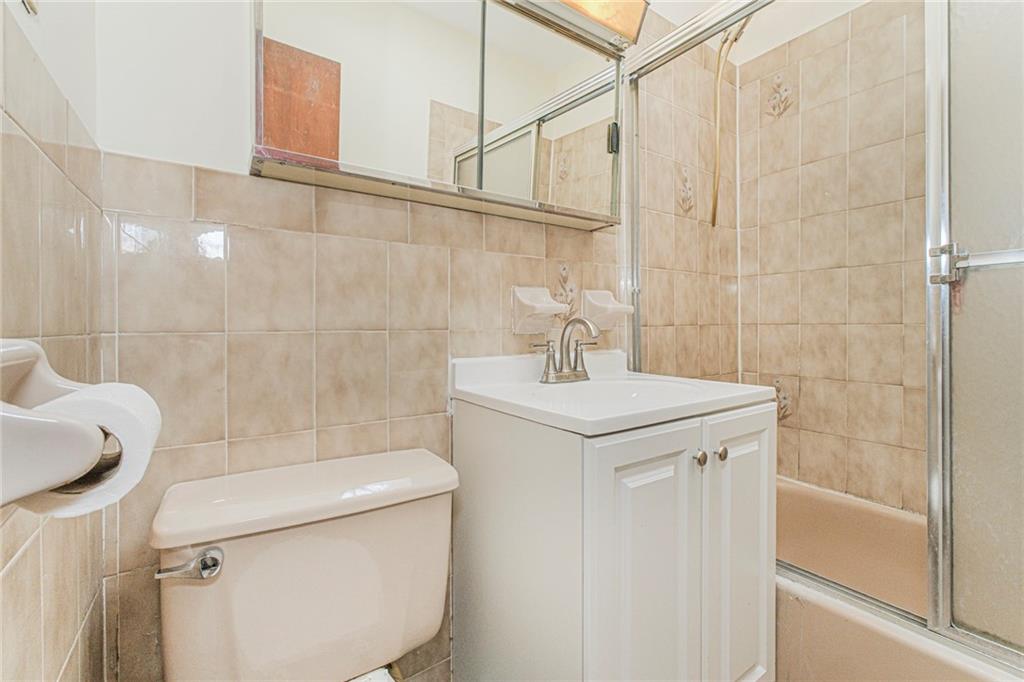 14723 71st Avenue Kew Gardens Hills Flushing NY 11367