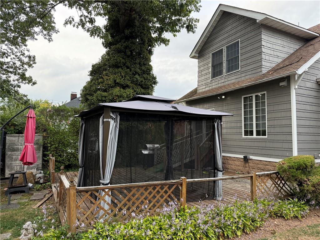 114 Holly Avenue Great Kills Staten Island NY 10308
