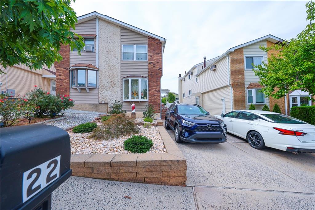 22 Hewitt Avenue Emerson Hill Staten Island NY 10301