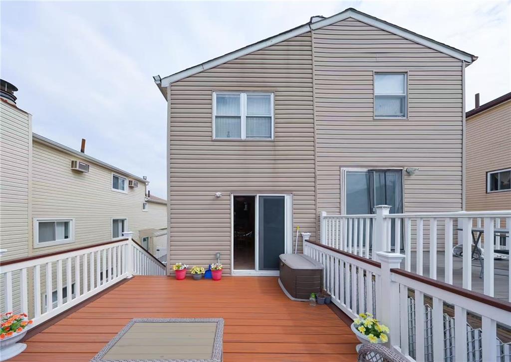 22 Hewitt Avenue Emerson Hill Staten Island NY 10301