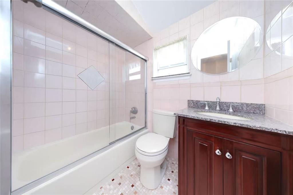 22 Hewitt Avenue Emerson Hill Staten Island NY 10301