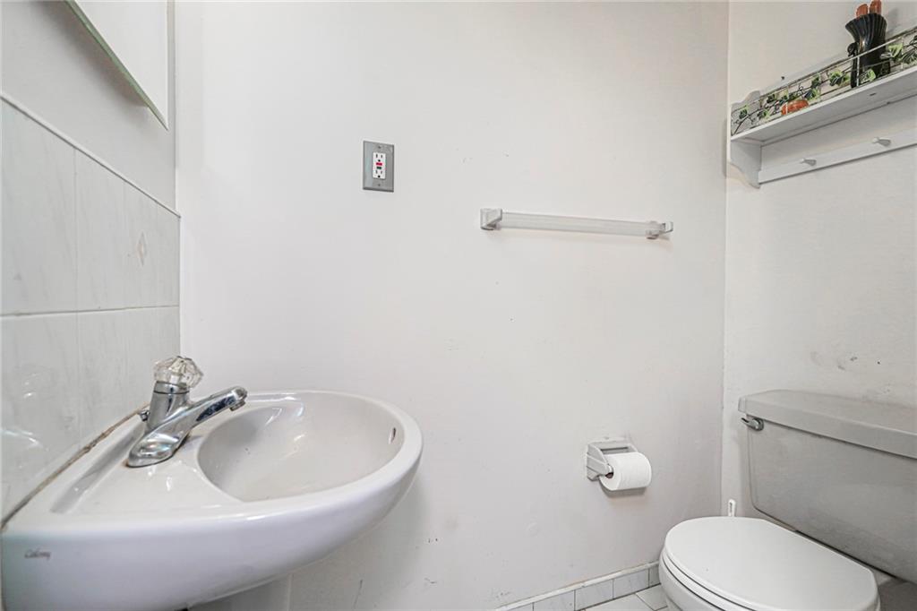 816 Bloomingdale Road Woodrow Staten Island NY 10309