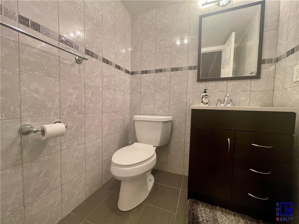 3105 Emmons Avenue Sheepshead Bay Brooklyn NY 11235