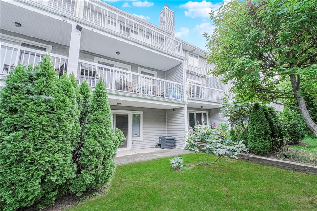21 Flagship Circle Prince's Bay Staten Island NY 10309