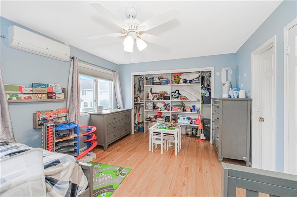 21 Flagship Circle Prince's Bay Staten Island NY 10309