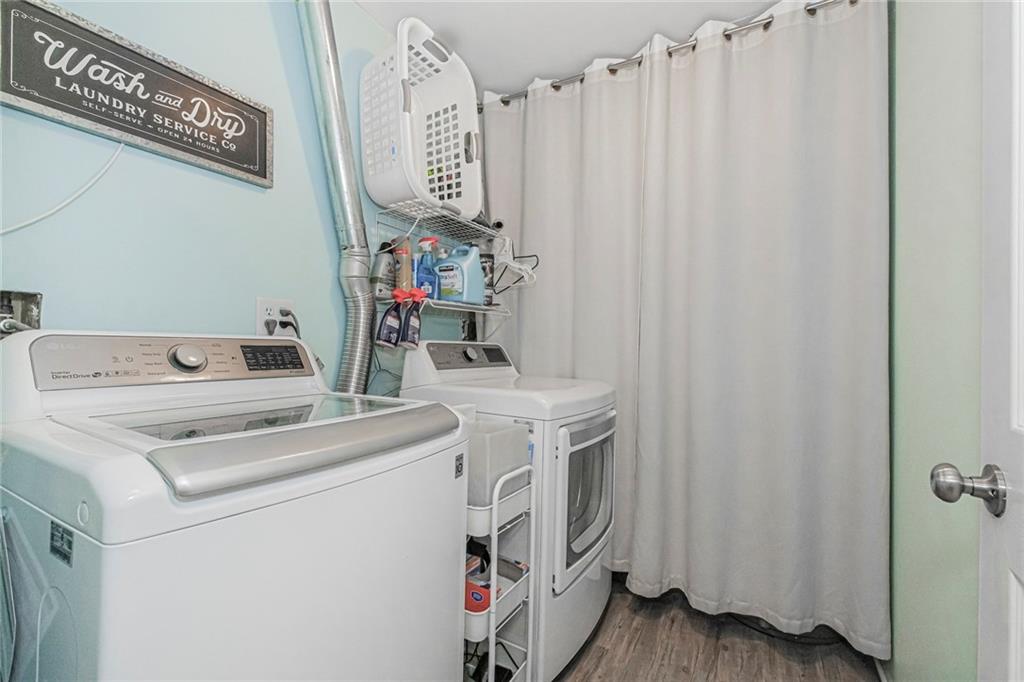 21 Flagship Circle Prince's Bay Staten Island NY 10309