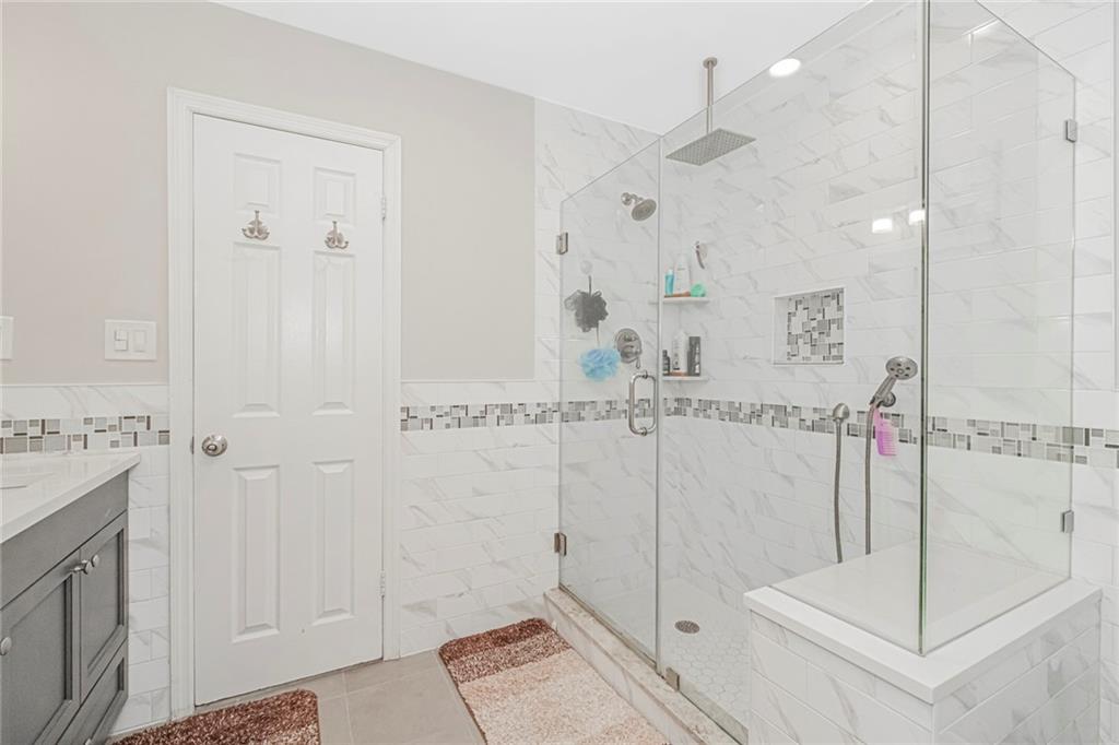 21 Flagship Circle Prince's Bay Staten Island NY 10309