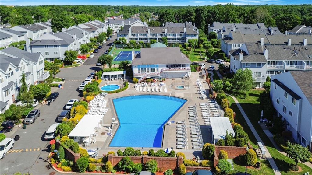 21 Flagship Circle Prince's Bay Staten Island NY 10309
