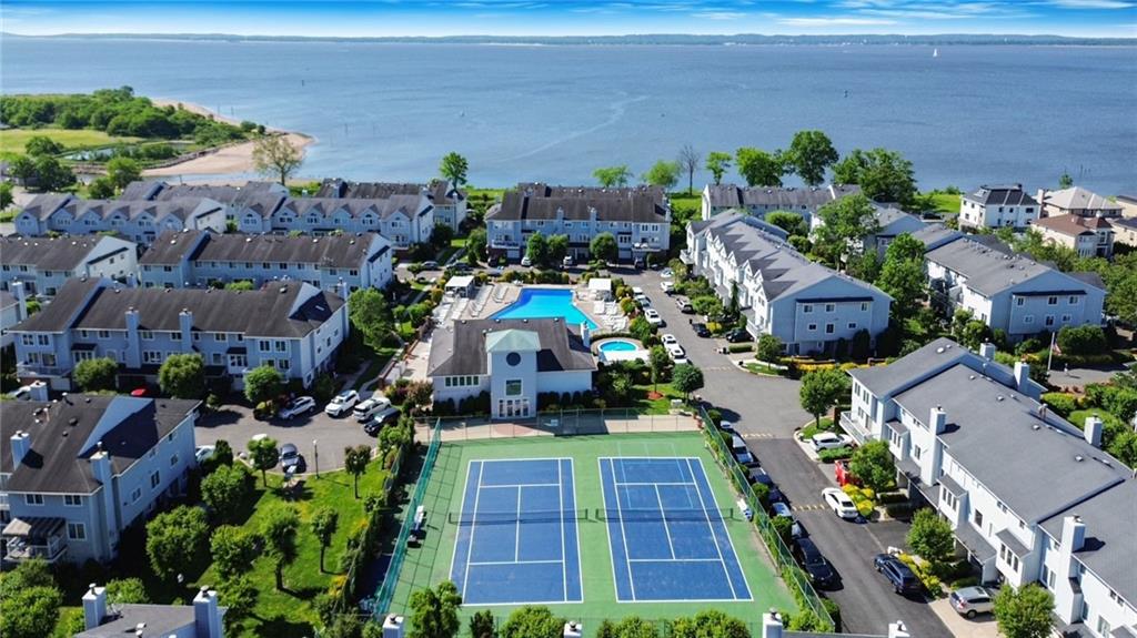 21 Flagship Circle Prince's Bay Staten Island NY 10309