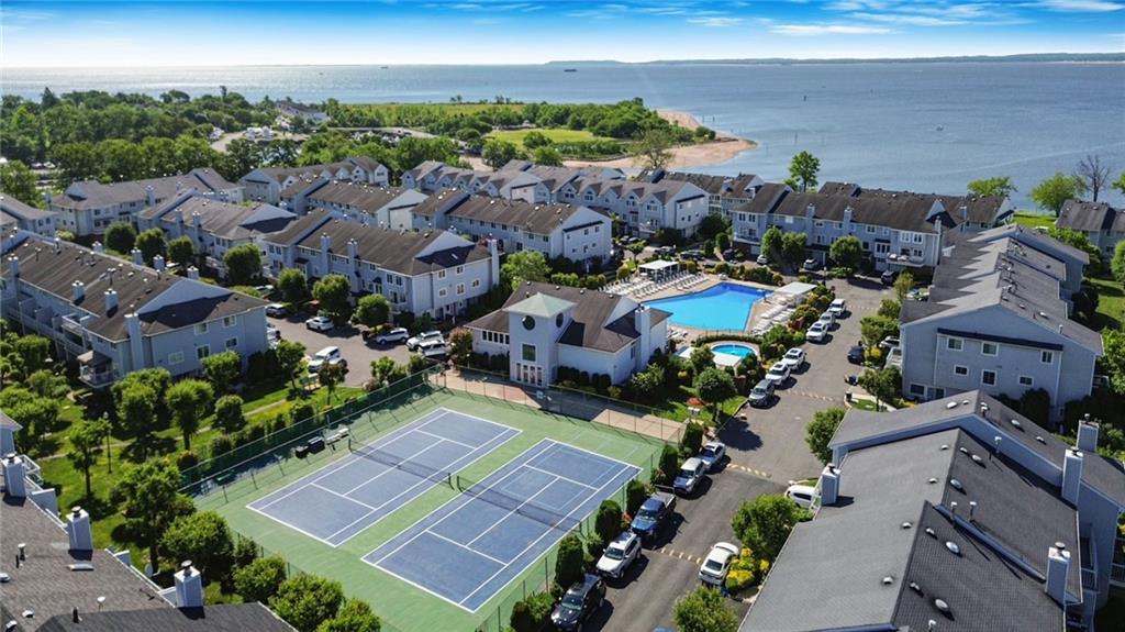 21 Flagship Circle Prince's Bay Staten Island NY 10309