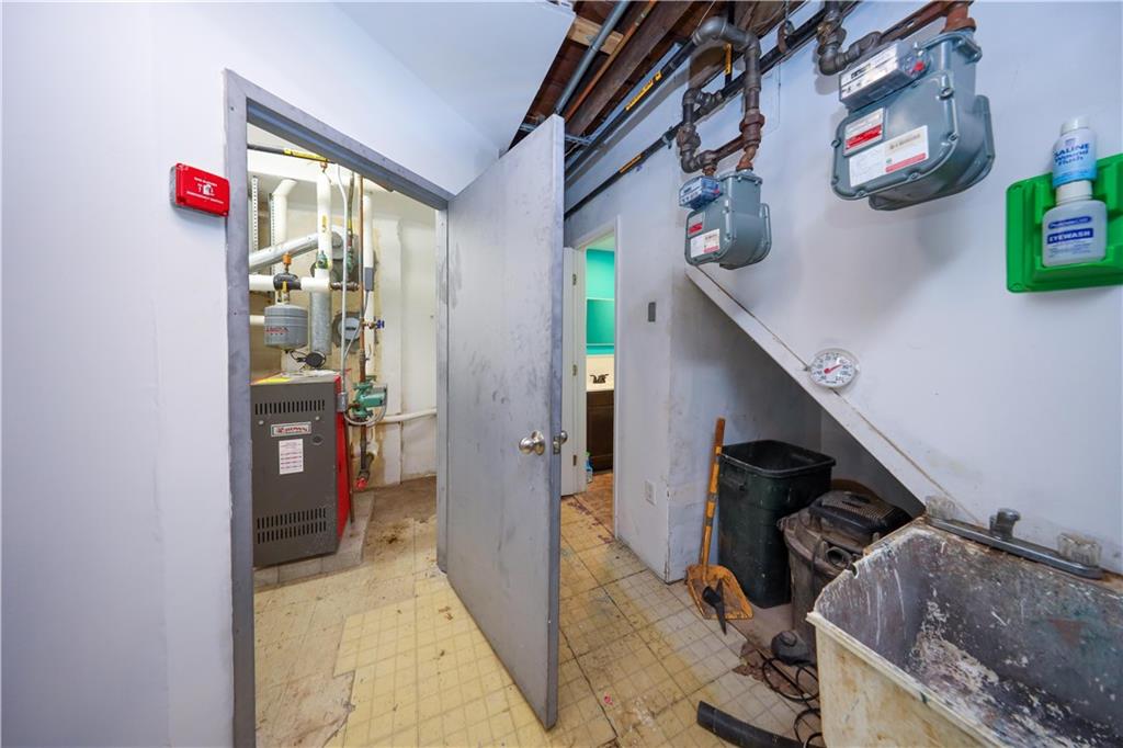 2492 Gerritsen Avenue Gerritsen Beach Brooklyn NY 11229
