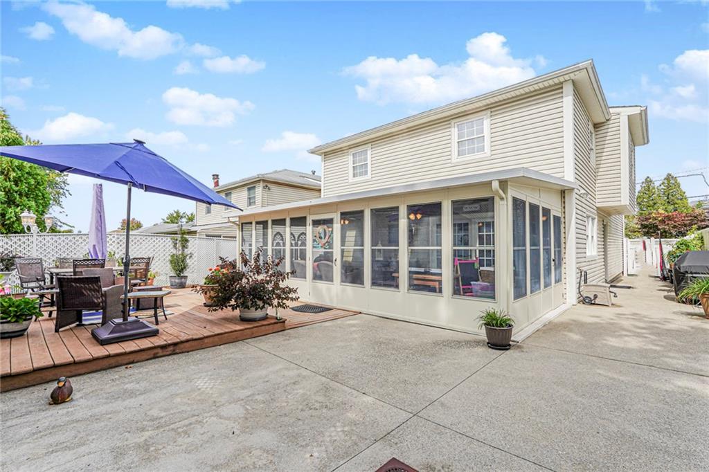 260 Thomas Street Richmond Town Staten Island NY 10306