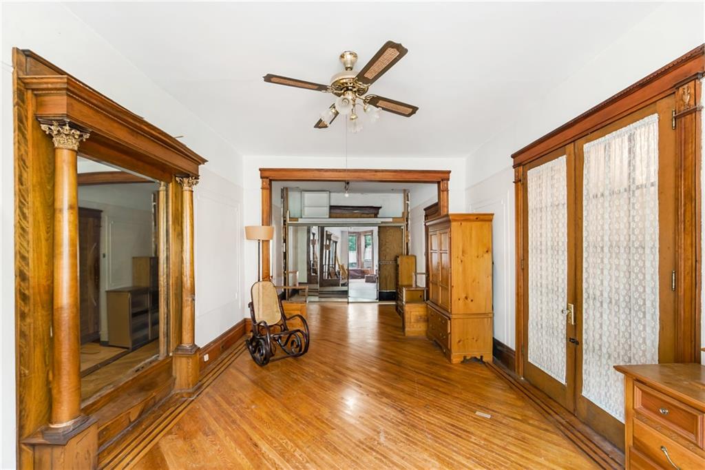 256 Ovington Avenue Bay Ridge Brooklyn NY 11209