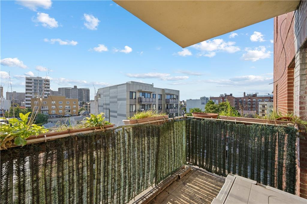 2964 Brighton 6th Street Brighton Beach Brooklyn NY 11235
