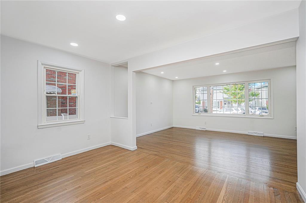 44 Thomas Street Richmond Town Richmondtown NY 10306
