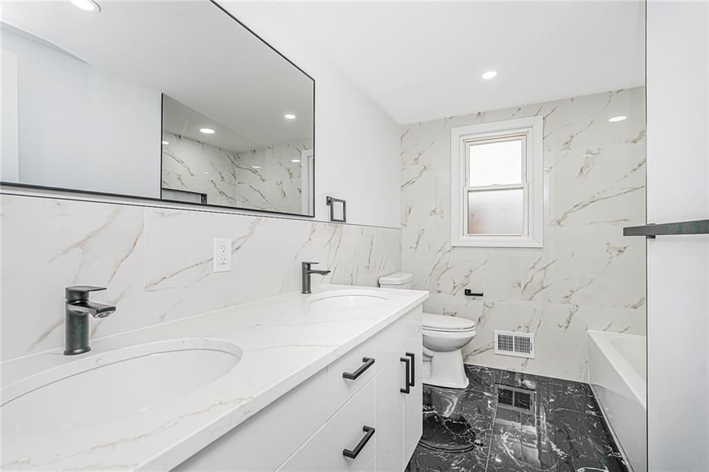 44 Thomas Street Richmond Town Richmondtown NY 10306