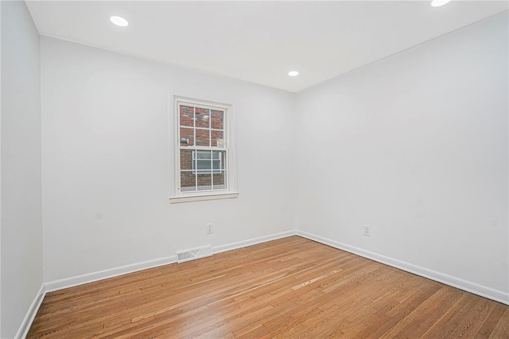 44 Thomas Street Richmond Town Richmondtown NY 10306