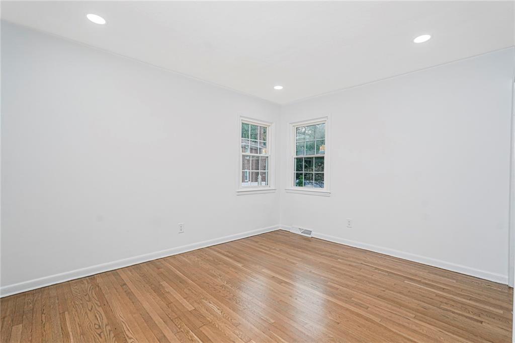 44 Thomas Street Richmond Town Richmondtown NY 10306