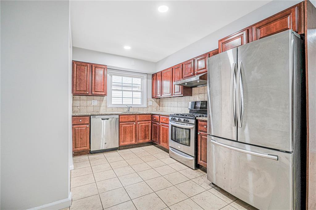 44 Thomas Street Richmond Town Richmondtown NY 10306