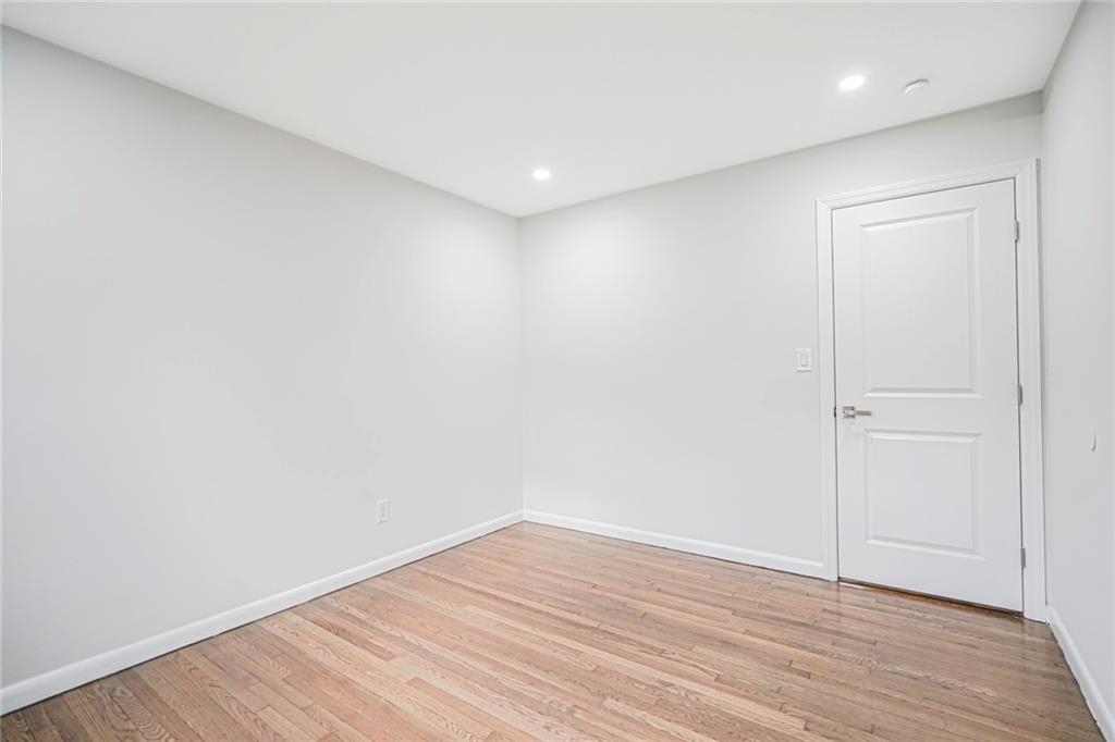 44 Thomas Street Richmond Town Richmondtown NY 10306
