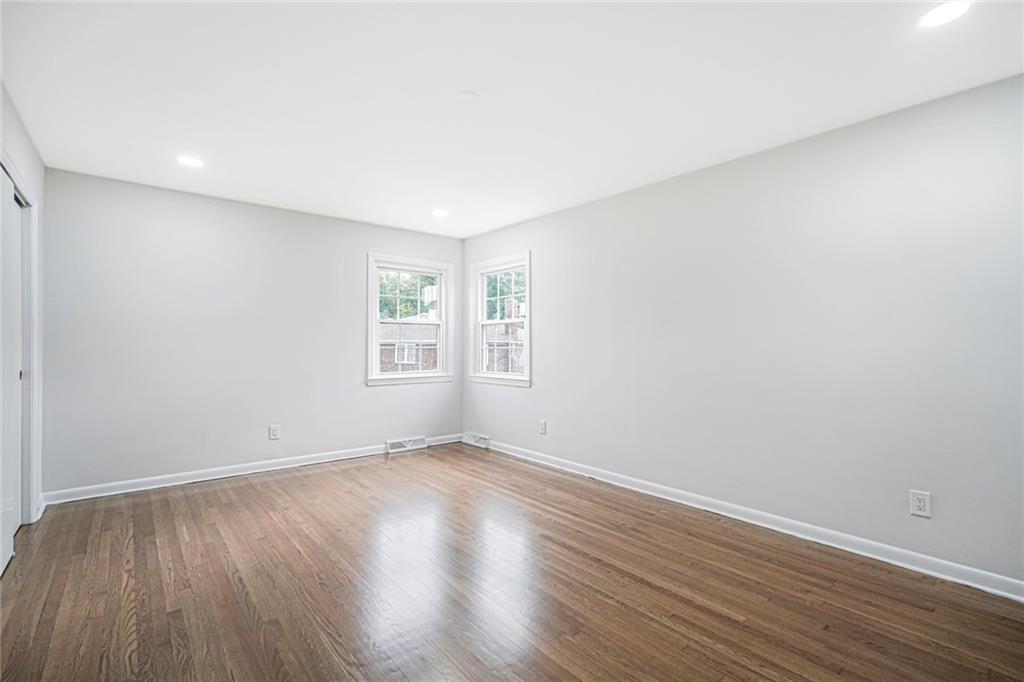44 Thomas Street Richmond Town Richmondtown NY 10306