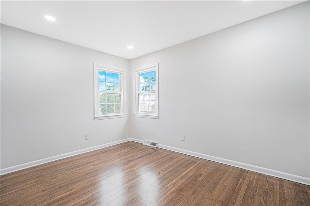 44 Thomas Street Richmond Town Richmondtown NY 10306
