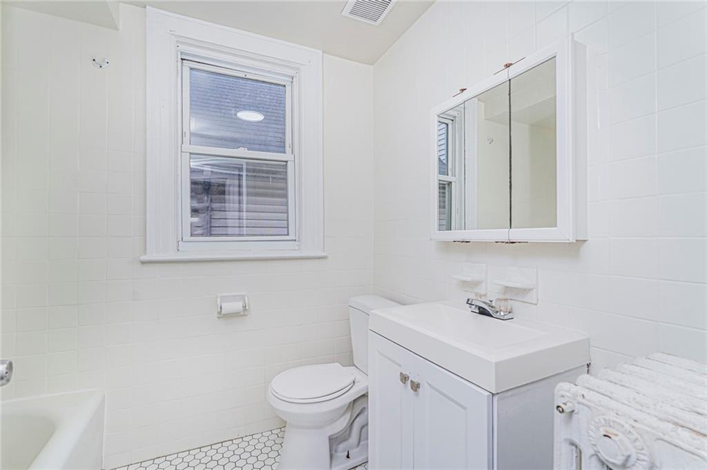 162 John Street Port Richmond Staten Island NY 10301