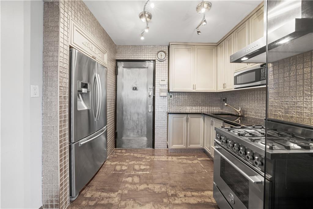 2607 Avenue O Midwood Brooklyn NY 11210