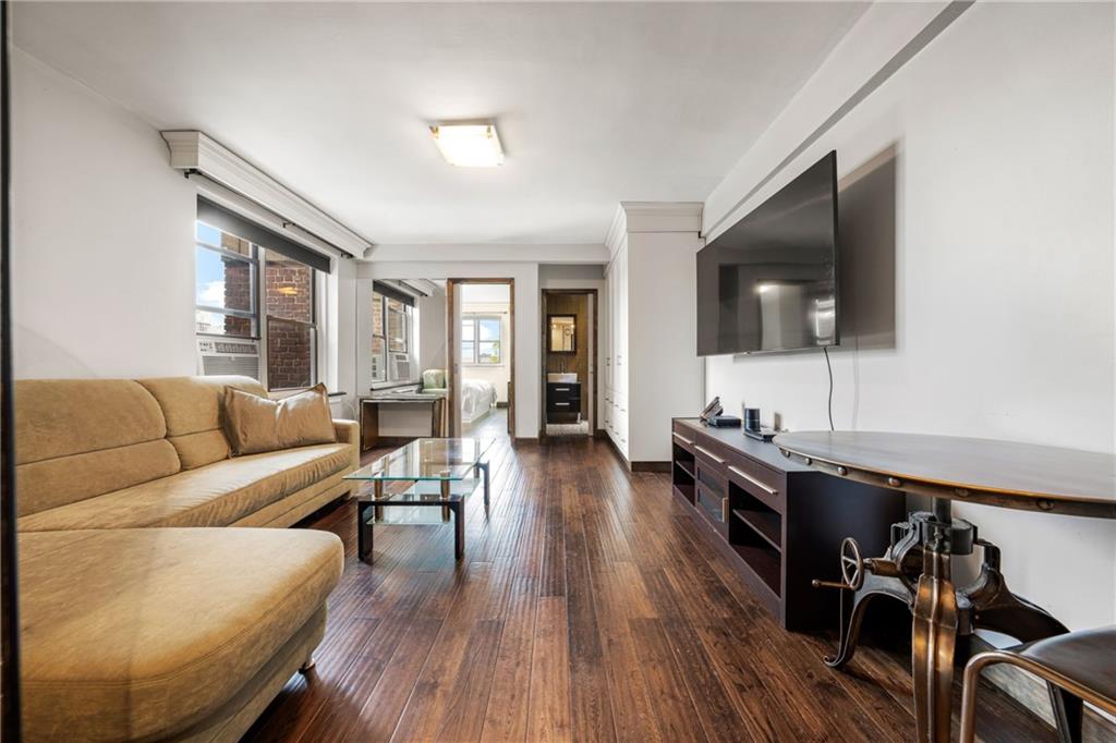 2607 Avenue O Midwood Brooklyn NY 11210
