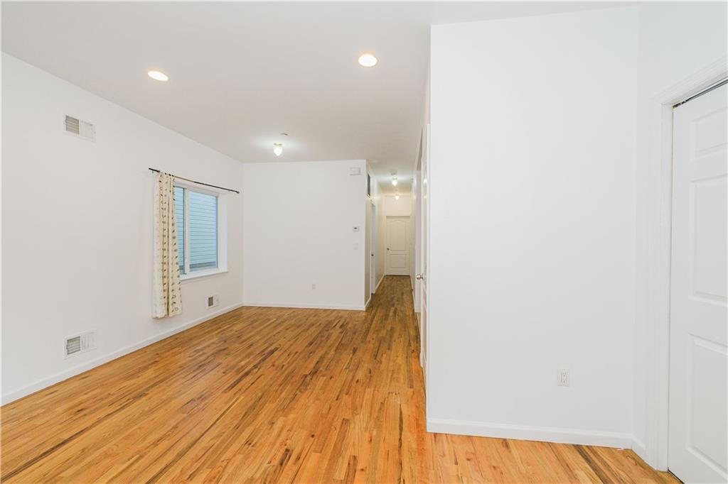 29 Stanley Avenue Tompkinsville Staten Island NY 10301
