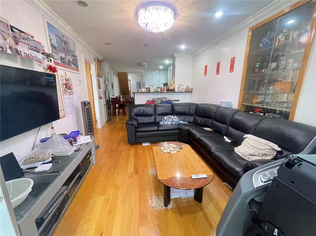 1002 65th Street Dyker Heights Brooklyn NY 11219