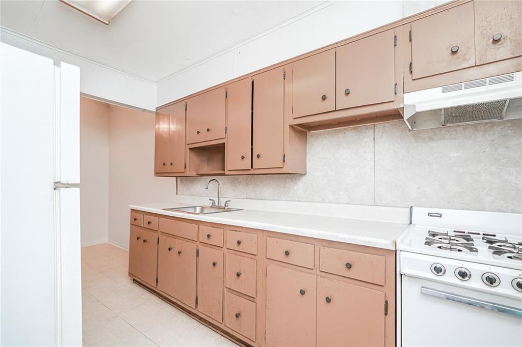 1621 78th Street Bensonhurst Brooklyn NY 11214