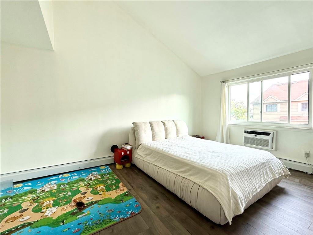 26A Gardenia Lane New Springville Staten Island NY 10314