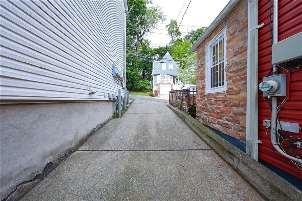 148 Hillside Avenue Grymes Hill Staten Island NY 10304